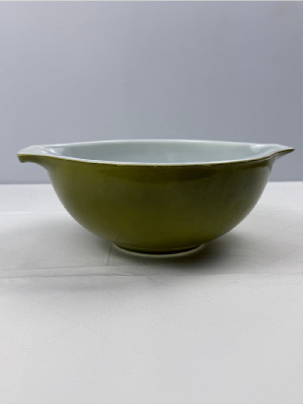 Vintage Pyrex Verde Green Avocado Cinderella Nesting Mixing Bowl 443